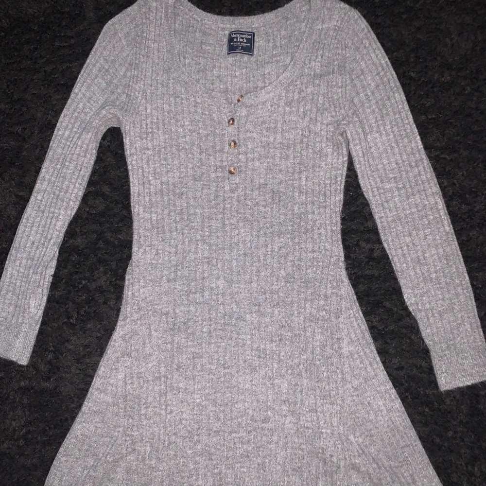 Abercrombie and Fitch women’s sweater dress